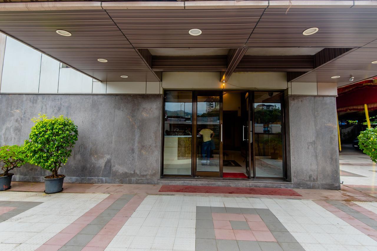 Oyo 9328 Empire Suite Νάβι Μουμπάι Εξωτερικό φωτογραφία